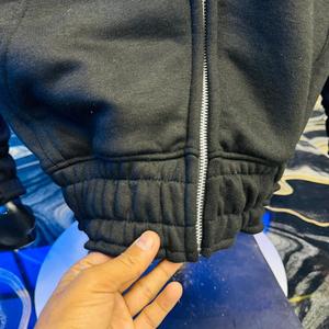 Sudaderas con Capucha Personalizadas con Estampado Serigrafiado, Diseño de Moda Oversize para Invierno, Hechas en Pakistán por Zeyn Industry, Sudaderas con Cremallera Estilo Streetwear - Product Image 6