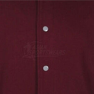 แจ็คเก็ตวาร์ซิตี้สไตล์คลาสสิกสำหรับผู้ชาย เหมาะสำหรับลุคสบายๆ แต่ดูมีสไตล์ ทนทาน ใส่สบาย และทันสมัย เหมาะสำหรับใส่ในชีวิตประจำวัน - Product Image 4