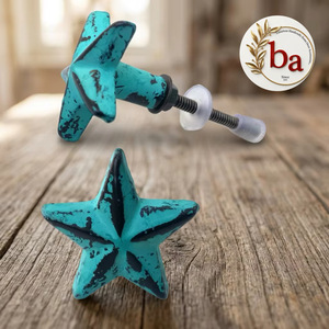 Bouton de meuble en fonte émaillée turquoise, finition vieillie, design industriel, écologique, durable, pour tiroir de cuisine - Product Image 1