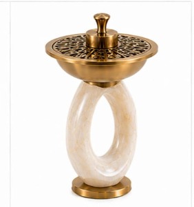 Brûleur d'encens de luxe en or, métal et résine avec base en marbre, diffuseur d'aromathérapie, utilisation toute saison - Product Image 5
