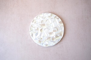Posavasos de diseño moderno hechos a mano con incrustaciones de nácar (MOP) de 10 cm de diámetro REHMAN CRAFT - Product Image 5