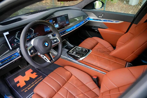 NUEVO BMW Serie 7 740i M Sport 2026 - Motor 4.4L - Combustible Gasolina - 585hp Euro6 - TRANSMISIÓN AUTOMÁTICA - Volante a la Izquierda - Product Image 6