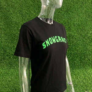 เสื้อยืดแขนสั้นสีดำสำหรับผู้ชาย Snowgrace ทรงปกติ คอกลม ผ้าคอตตอนเจอร์ซีย์ สไตล์ลำลอง สตรีทแวร์ พิมพ์ลายตัวอักษร ดีไซน์โลโก้ด้านหน้า - Product Image 5