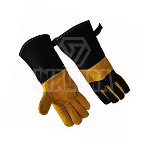 Gants de soudage essentiels pour ateliers industriels, conçus avec des coutures renforcées et des matériaux de qualité. - Product Image 3