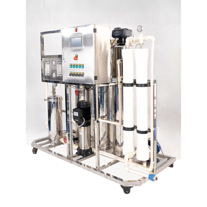 Sistema de Purificación de Agua por Ósmosis Inversa Personalizado, Motor con Caja de Cambios, Productividad de 6000L/día, Proveedor de Vietnam, Agua Potable - Product Image 4