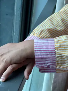 เสื้อเชิ้ตแขนกุดลายดอกไม้สไตล์วินเทจสำหรับผู้หญิง ประดับลายทางและกระเป๋าเสื้อ  คอลเลคชั่นฤดูใบไม้ผลิ/ฤดูร้อน - Product Image 5