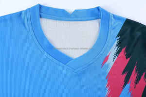Uniforme de football imprimé avec logo personnalisé, demi-manches pour sports de plein air de qualité supérieure, ensemble multi-couleurs, coupe automatisée - Product Image 5