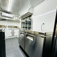 Remorque alimentaire compacte en acier inoxydable sur mesure, camion de restauration mobile léger pour glaces, bubble tea, café, à vendre aux États-Unis et en Europe