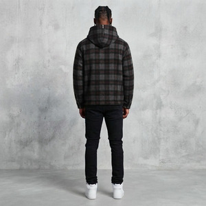 Fabricantes de Ropa: Sudadera con Capucha Corta Personalizada, Lavado Ácido, Forro Polar Sólido Transpirable, 100% Algodón en la Parte Delantera - Product Image 4