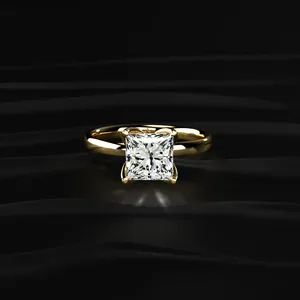 แหวนเพชรทรงดอกไม้ Princess Solitaire 1.05 กะรัต แหวนทองคำขาวประดับเพชรเพาะเลี้ยงสีเหลือง งานแฮนด์เมด เครื่องประดับชั้นดี ดีไซน์ล่าสุด D-E VVS-VS - Product Image 1