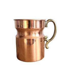 Gobelet en cuivre à trois couches au design moderne avec poignée en laiton chope à bière en métal fini mat pour bar de fête - Product Image 1