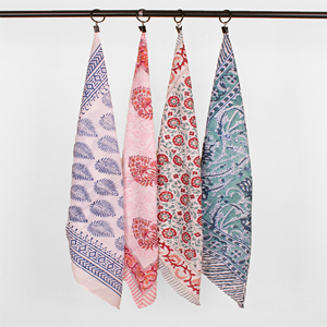 Bandana moderne 100 % coton à motif Paisley, foulard imprimé au bloc, textile teint à la main, turban rustique en coton - Product Image 2