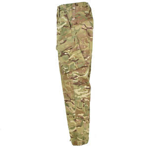 Pantalon camouflage léger grande taille de style britannique, offrant confort et ajustement parfait pour tous les types de silhouette. - Product Image 1