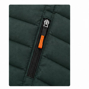 Veste sans manches pour homme de qualité supérieure, personnalisée, avec construction matelassée coupe-vent pour l'extérieur, le travail, les voyages, les sports - Product Image 4
