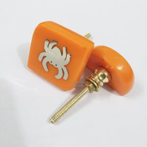 Boutons d'armoire en résine orange artisanale avec accent métallique scintillant Poignées décoratives faciles à installer de haute qualité pour meubles - Product Image 4