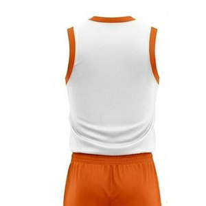 Uniforme de Baloncesto Personalizado con Impresión a Color, 100% Poliéster, Duradero y Transpirable, Hecho en Pakistán, Impresión de Logotipo Personalizado, Superventas - Product Image 4