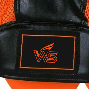 Almohadilla de Boxeo de Cuero de Alta Calidad con Interior Absorbente de Impactos, Borde Reforzado y Asa de Transporte Fácil WORK N SHINE SPORTS WEAR - Product Image 6