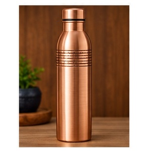 Bouteille d'eau en cuivre avec design texturé ondulé, écologique, sans BPA, portable, pour les voyages, style moderne - Product Image 2