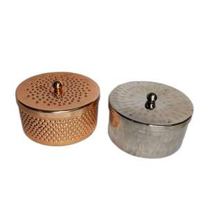 Pot de cire fait à la main en métal avec un design en cuivre et argent martelé de diamant parfait pour le salon et la décoration de table - Product Image 1