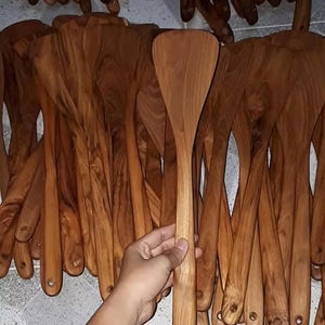 Espátula para freír de tamaño mediano, utensilio de cocina de madera, 100% madera de teca ecológica, apta para alimentos, ligera, la más duradera, hecha en Tailandia - Product Image 1