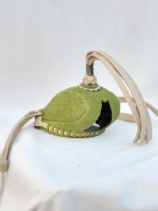 หมวกนกเหยี่ยวอาหรับทำมือ หนังทนทาน อุปกรณ์สำหรับฝึกนกเหยี่ยว หมวกนกเหยี่ยวอาหรับ หนังกลับ - Product Image 2