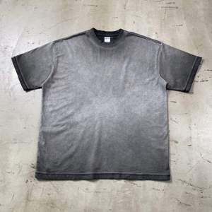 Camiseta de algodón degradado de manga corta con cuello redondo para hombre, estilo casual, tejido liso con ribete en contraste - Product Image 3