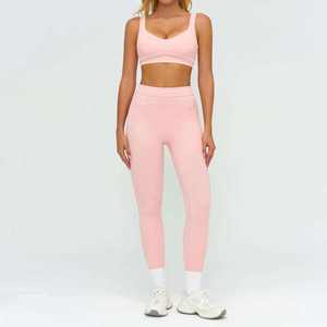 Ensemble de yoga 2 pièces pour femme : Soutien-gorge de sport à col carré et leggings taille haute pleine longueur avec surpiqûres contrastées - Product Image 4