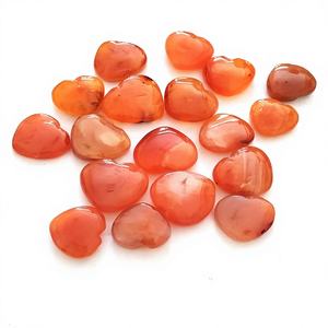 Mini Corazones de Piedras Preciosas Hechos a Mano en Cornalina Roja para Joyería de Moda y Decoración del Hogar - Product Image 1