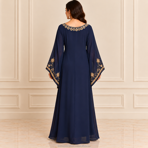 Robe Abaya de Luxe pour Femmes avec Manches Amples et Fluides et Embellissements Sophistiqués pour les Occasions Spéciales - Product Image 3