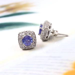 Naturall tanzanite ต่างหูเพชรสังเคราะห์ทรงกลมขนาด6*6มม. ต่างหูพลอยธรรมชาติ - Product Image 3