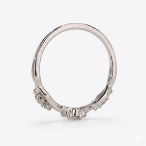 Anillo de Boda Clásico de Oro Blanco de 14K con Diamantes Cultivados en Laboratorio E VS, Diseño Art Deco de Hoja y Rama, Media Eternidad, Venta al por Mayor - Product Image 5
