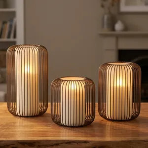 Lanterne porte-bougie de Noël en fer, faite à la main, imperméable et écologique, pour la décoration de la maison - Product Image 3