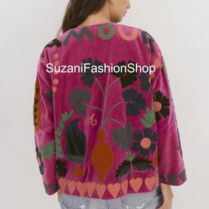 Veste en velours Suzani unisexe de haute qualité, broderie florale, manches longues, style hiver, design pull-over, vente en gros - Product Image 3