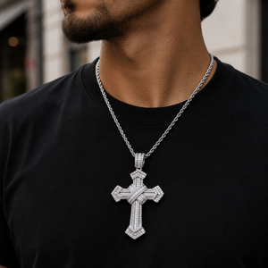 Collar con Colgante de Cruz de Moissanita, Corte Baguette, con Diamantes, Joyería para Hombre, para Regalo y Uso Diario - Product Image 5