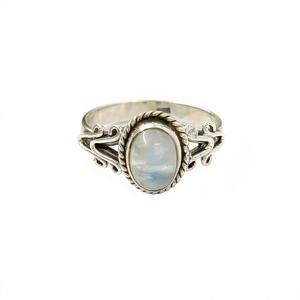 Bague en pierre de lune 3,1 grammes, montres élégantes et stylées - Product Image 2