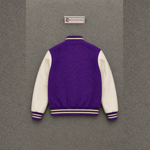 Blouson universitaire premium violet avec manches crème et fermeture boutonnée – Style universitaire en laine de créateur, tendance et branché - Product Image 6