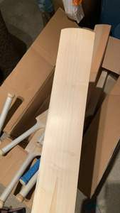 Bate de críquet de madera de sauce inglés pakistaní, fabricado en Pakistán, para adultos, tamaño completo, mango largo, en venta. - Product Image 5