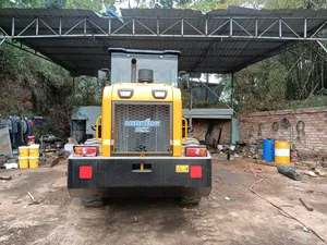 รถตักล้อยางหน้า Lonking CDM836H ขนาด 3 ตัน สำหรับงานหนัก เหมาะสำหรับคลังเก็บเมล็ดพืช โรงโม่หิน ก่อสร้าง และการขนย้ายวัสดุจำนวนมากในฟาร์ม - Product Image 3