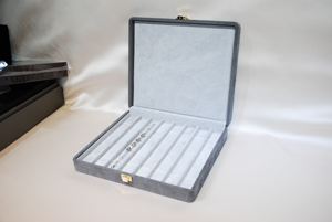 Grande boîte organisatrice de bagues rectangulaire de style japonais avec coins arrondis et doublure en velours pour la Saint-Valentin 280x190x50mm - Product Image 2