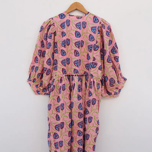 Hermoso vestido floral de algodón con estampado a mano, vestido para uso casual, vestido con estampado a mano. - Product Image 4