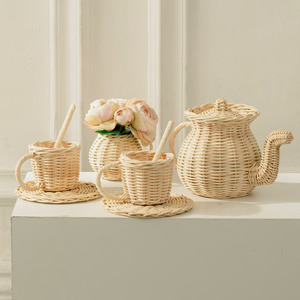 Lindo juego de té de mimbre de juguete, juego de tetera más vendido, juguete de desarrollo para niños en edad preescolar - Product Image 1