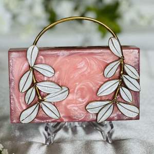 Ensemble de pochettes élégantes en résine de luxe pour les occasions spéciales, pour les mariages et les fêtes - Product Image 4