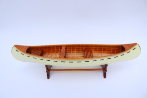 GIA NHIEN CO.LTD Vietnam PETERBOROUGH CANOE HONEY STAINED YELLOW Décoration d'intérieur rectangulaire, motif classique nature morte bateaux de pêche - Product Image 2