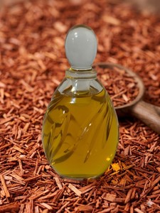 ALOURA OILS Aceite de Sándalo Aura Flex con Madera de Sándalo y Agua para Aromaterapia y Perfumería Hecho en India - Product Image 4
