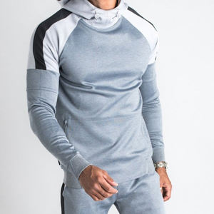 Conjunto deportivo cómodo para hombre a un precio razonable, transpirable y de alta calidad para venta en línea. - Product Image 3
