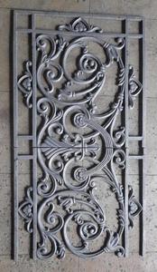 Balustre d'escalier victorien en fer forgé, décoratif, avec motifs sculptés, accent architectural, design en métal forgé, durable, traditionnel, en fer forgé. - Product Image 6