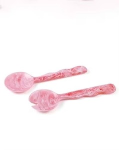 Cuillère élégante à long manche en résine, ustensile de cuisine écologique et compatible lave-vaisselle pour salades, accessoire de repas pour servir et mélanger les collations - Product Image 1