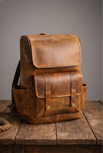 กระเป๋าเป้หนังแท้สำหรับผู้ชาย รุ่นพรีเมียม น้ำหนักเบา ใส่แล็ปท็อปได้ พร้อมสายรัดกันกระแทก สำหรับทำงานและเดินทาง โดย VARAD IMPEX - Product Image 3