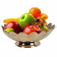 Bol à fruits en métal écologique fait main, design arrondi attrayant avec technique de sculpture, récipient décoratif pour fruits frais - Product Image 4