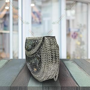 Vintage Style Metal Mosaic Clutch Evening Handbags With Decorative Inlay Work For Premium Fashion Markets And Party Wedding Use - Product Image 5